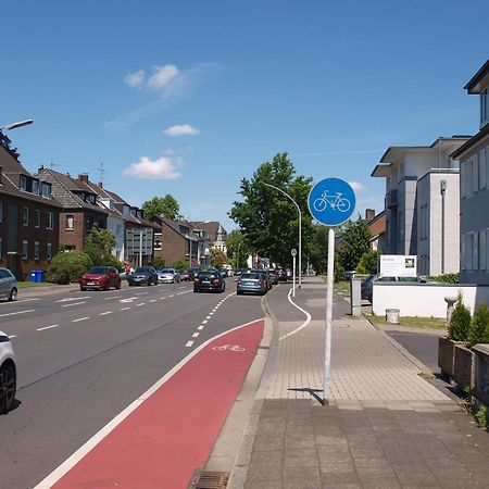 Muttis Apartment Mönchengladbach Esterno foto