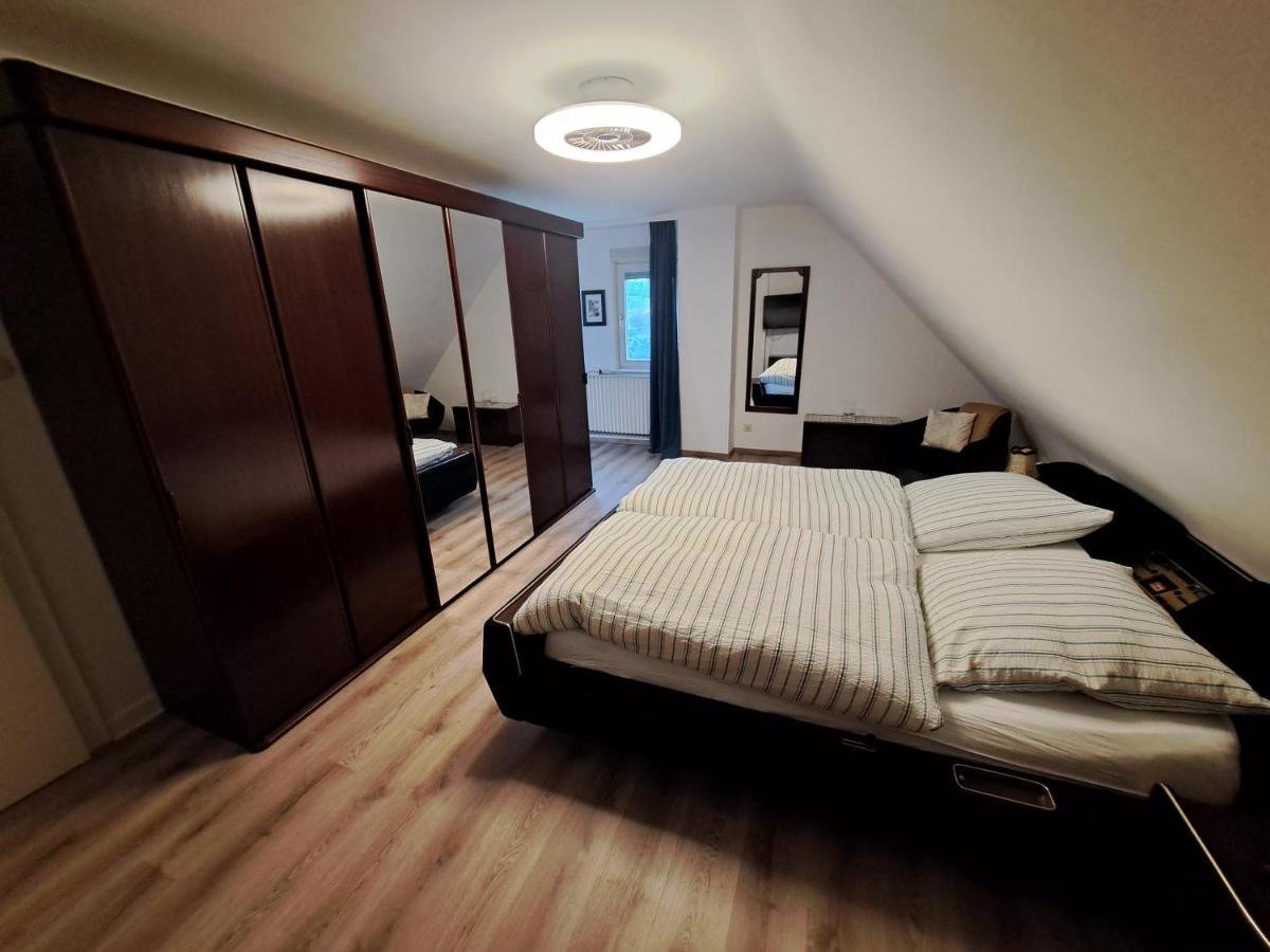 Muttis Apartment Mönchengladbach Esterno foto