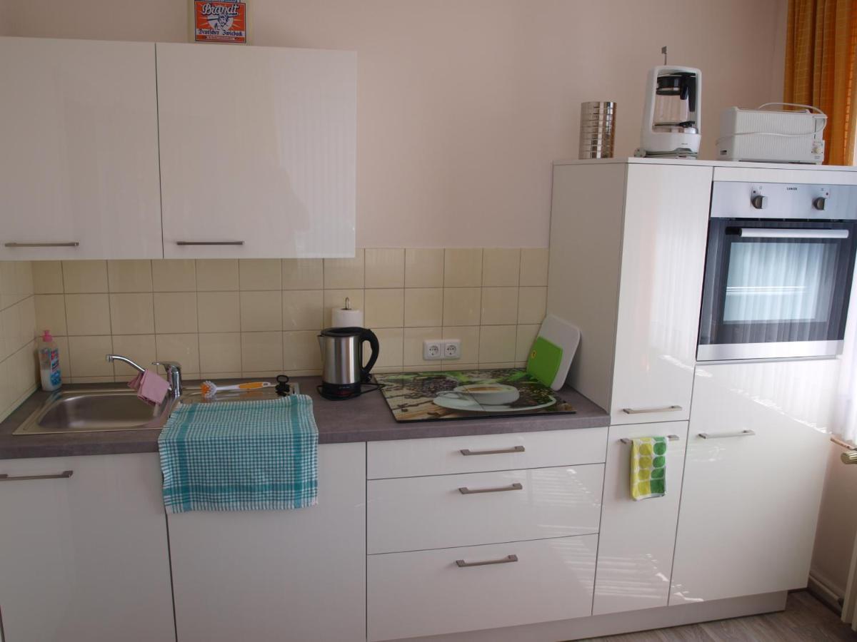 Muttis Apartment Mönchengladbach Esterno foto